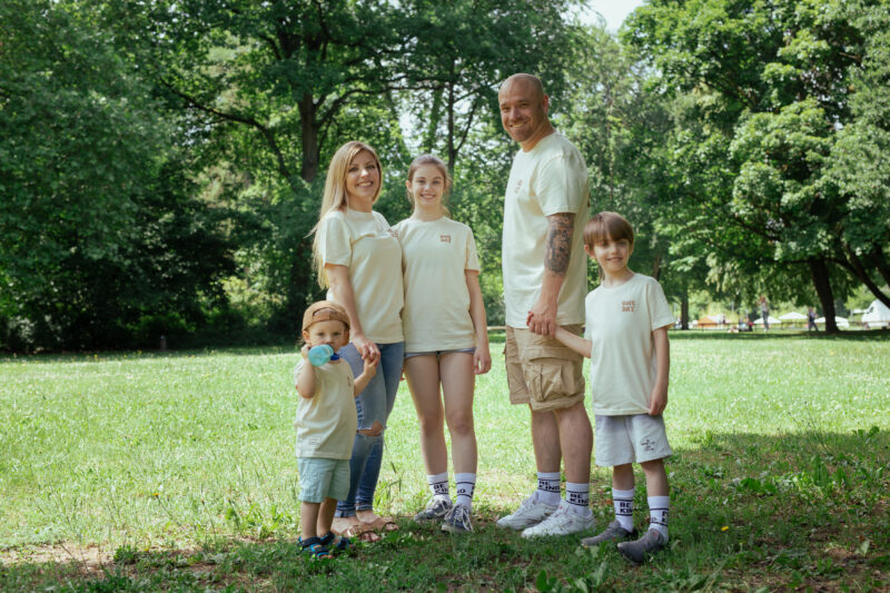 T-Shirt „LOVE, PEACE & HUMANITY”