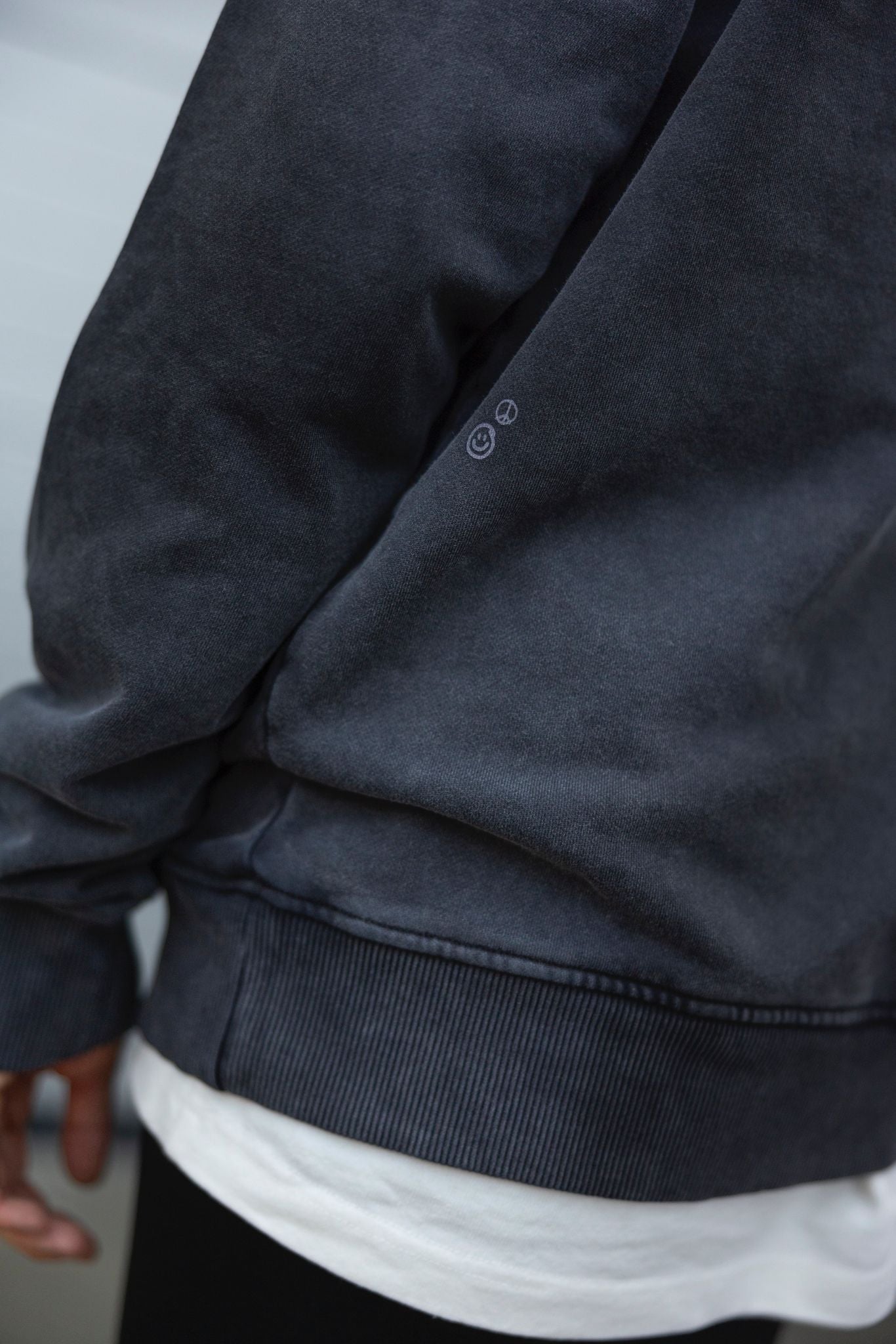 Oversized Hoodie „PEACE BEGINS WITH YOU“ - ONE DAY -