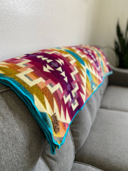 Anden-Alpakawoll-Decke „Prism“