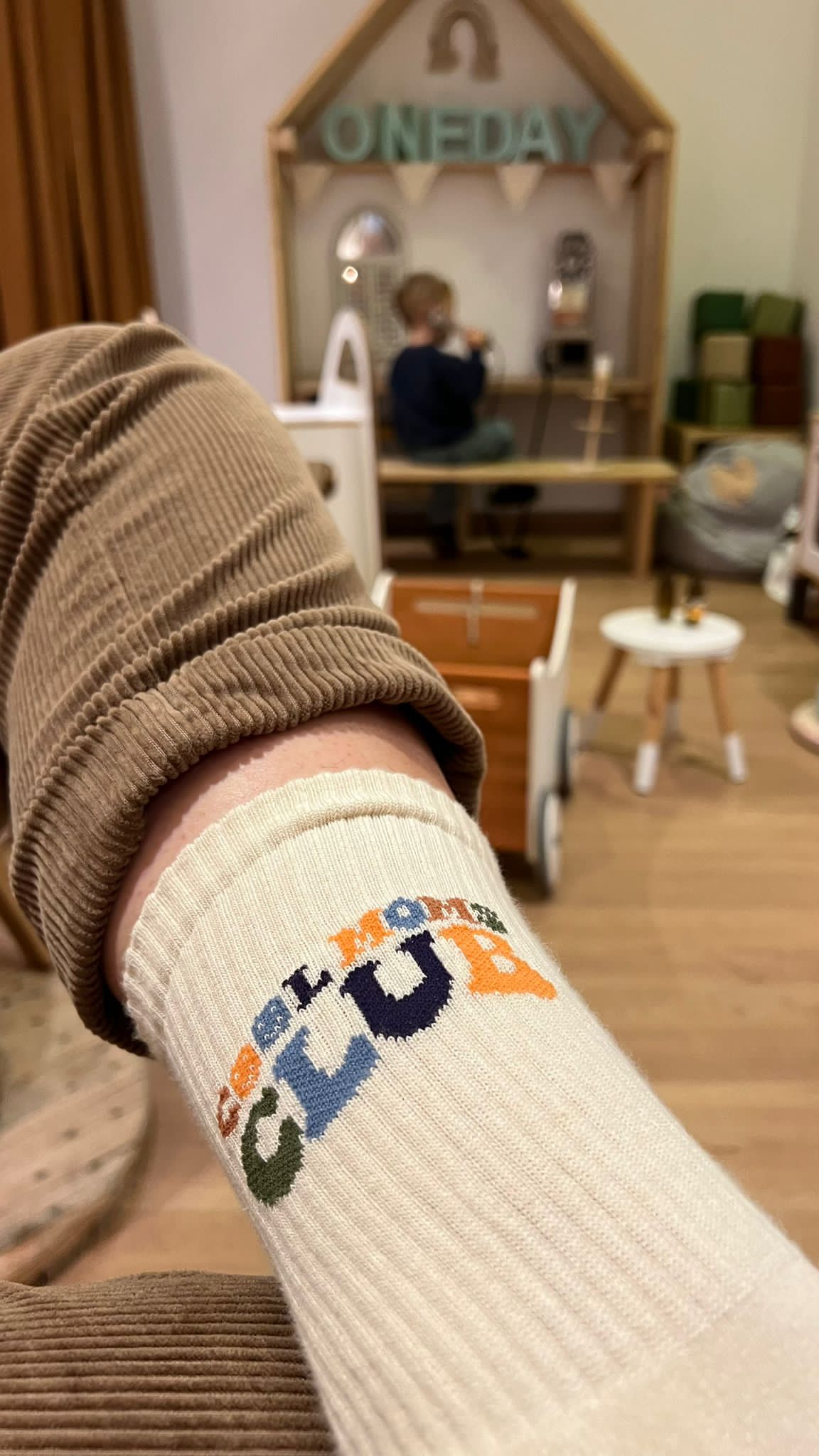Socken „COOL MOMS CLUB” - designed by ONE DAY e.V.