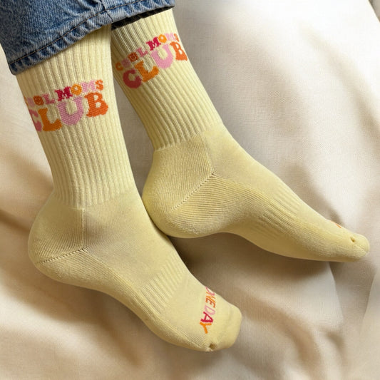 Socken „COOL MOMS CLUB” - designed by ONE DAY e.V.