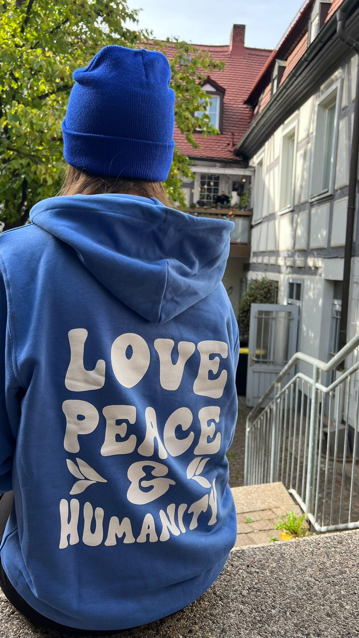 Hoodie Unisex designed by ONE DAY e.V. “LOVE, PEACE & HUMANITY”